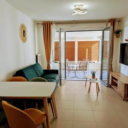 Neuf T2 Calme Avec Terrasse - Proche Marche Liberation شقة نيس