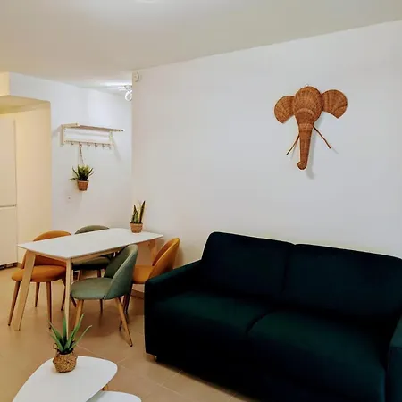 Neuf T2 Calme Avec Terrasse - Proche Marche Liberation *