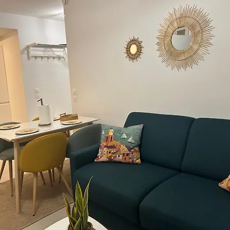 Neuf T2 Calme Avec Terrasse - Proche Marche Liberation شقة